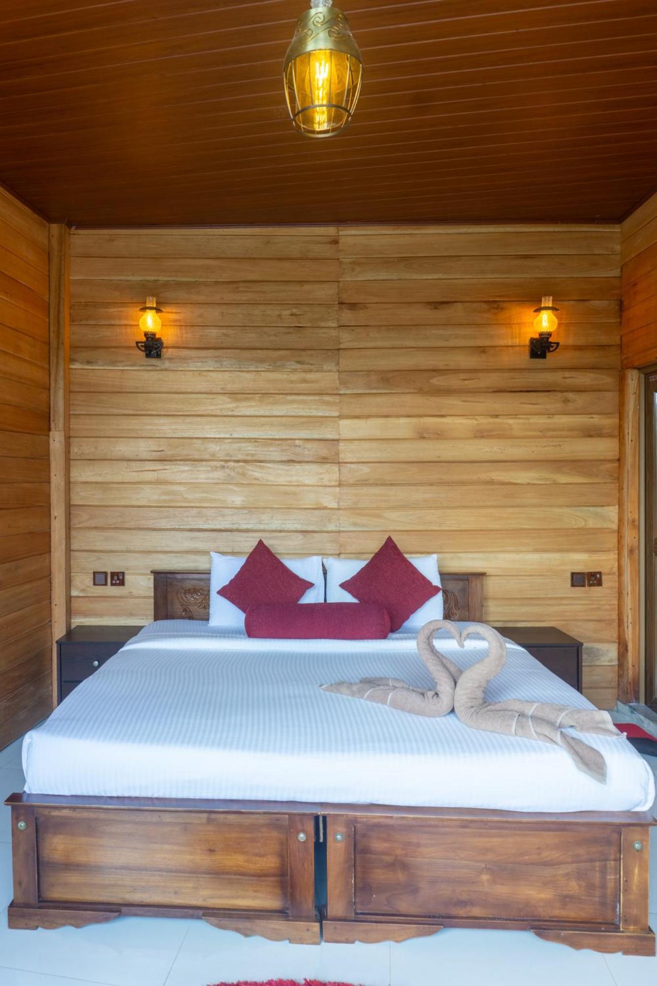 Refresh Inn Ella Kültér fotó