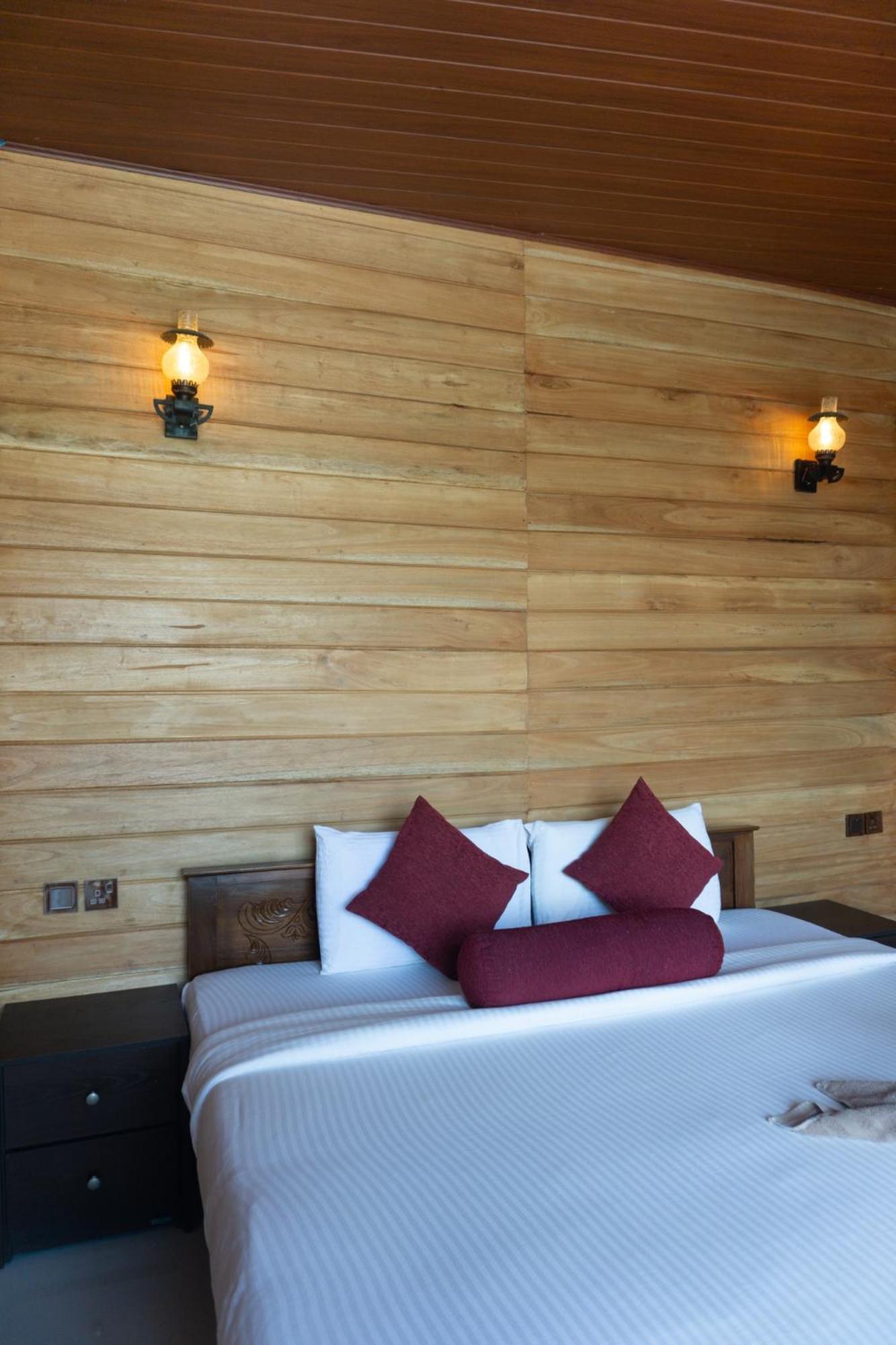 Refresh Inn Ella Kültér fotó