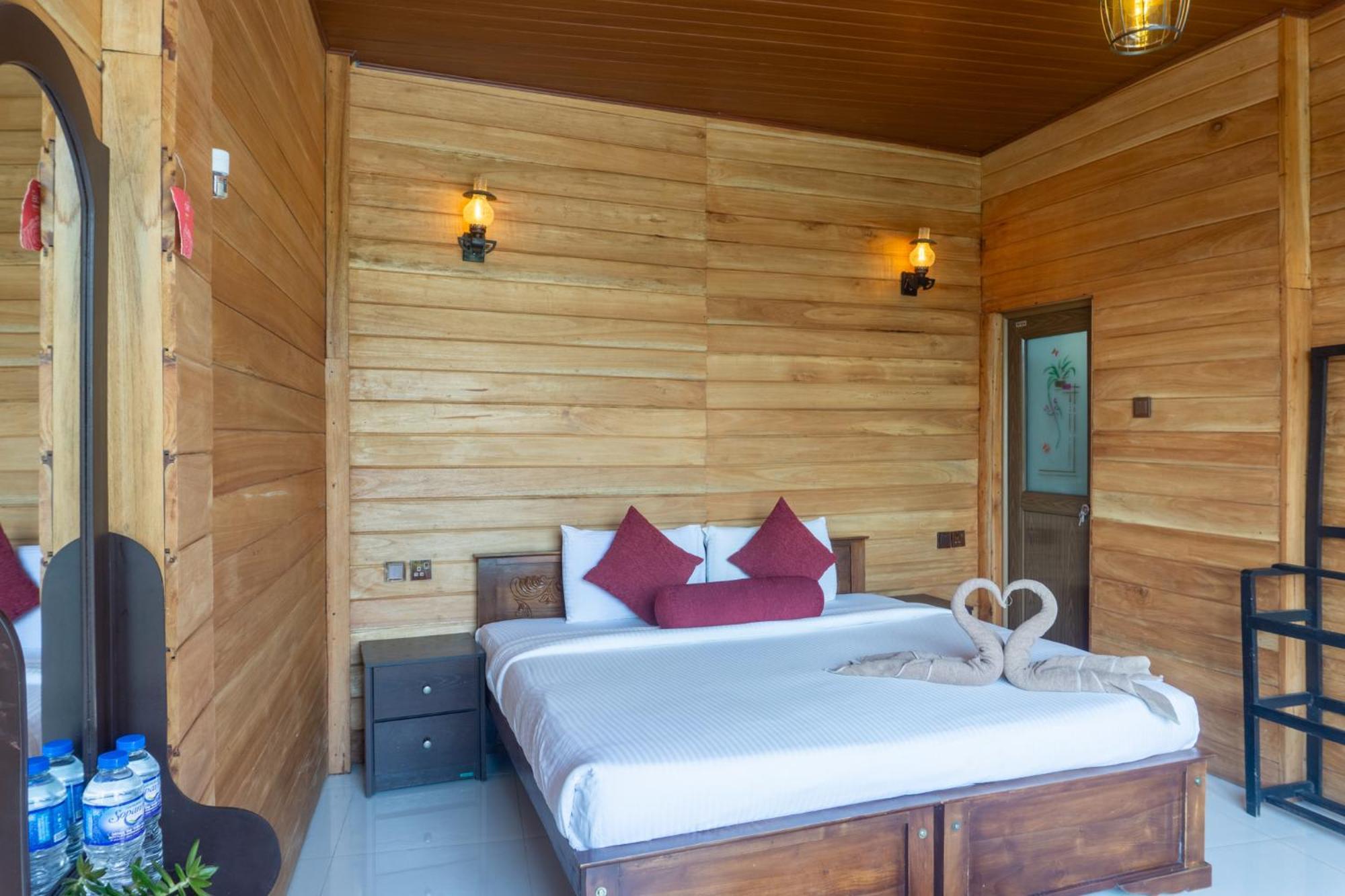 Refresh Inn Ella Kültér fotó